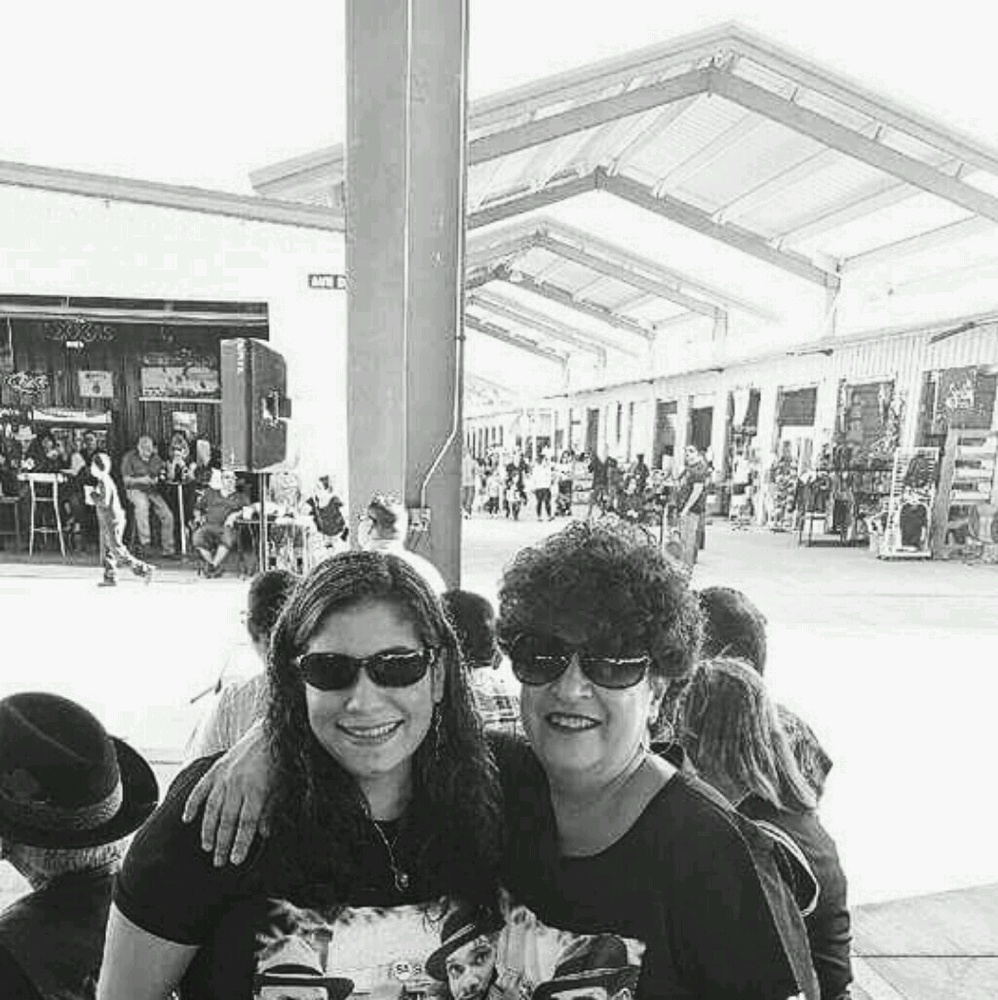 Meet your Posher, Nora